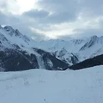Grand Golliat Гостевой дом Сен-Реми-ан-Босс