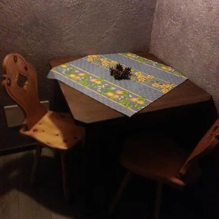 招待所 Grand Golliat 萨伊恩特-雷米-恩-博塞斯