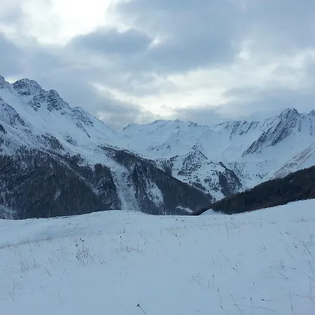 Grand Golliat 招待所 萨伊恩特-雷米-恩-博塞斯