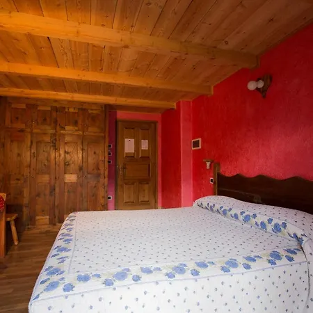 招待所 Grand Golliat 3*