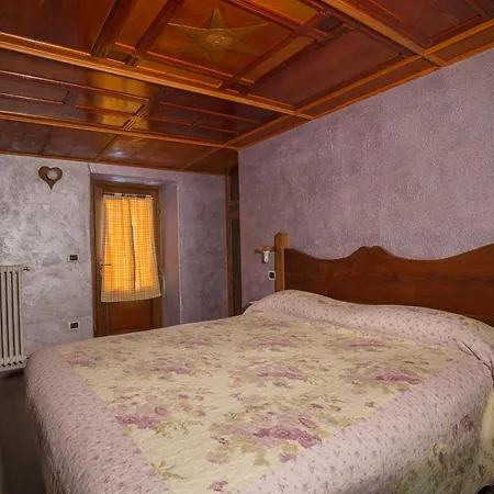 Grand Golliat 招待所 萨伊恩特-雷米-恩-博塞斯