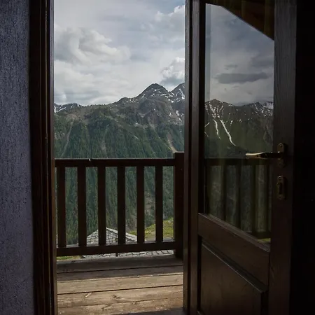 Grand Golliat 招待所 萨伊恩特-雷米-恩-博塞斯